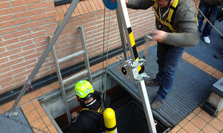 Lavori in spazi confinati, gas free e bonifica cisterne, vasche e serbatoi